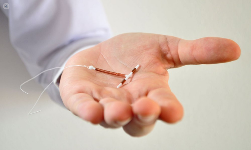 Cómo funciona el Dispositivo Intrauterino (DIU) y sus riesgos para la mujer